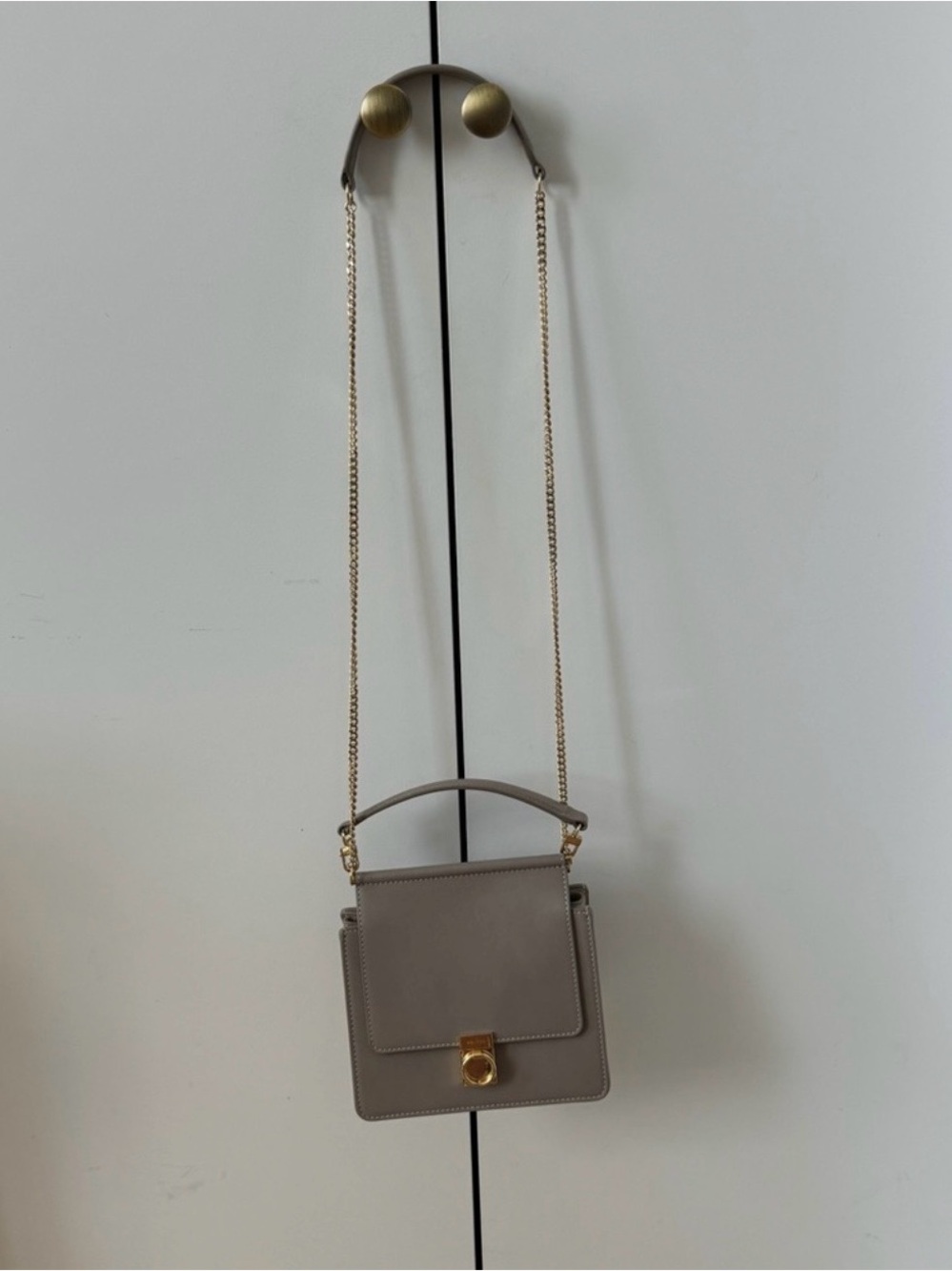 POLENE - Numéro Sept Mini
Taupe Crossbody Bag *SEE photos - Picture 4 of 8